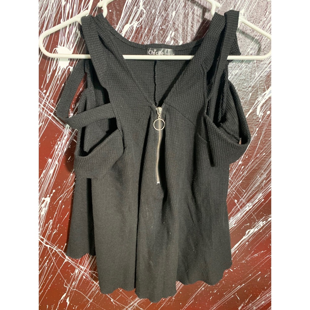 ChicMe Women Black Waffle Knit Cold Shoulder Zip Front Strappy Top Size L FM1402